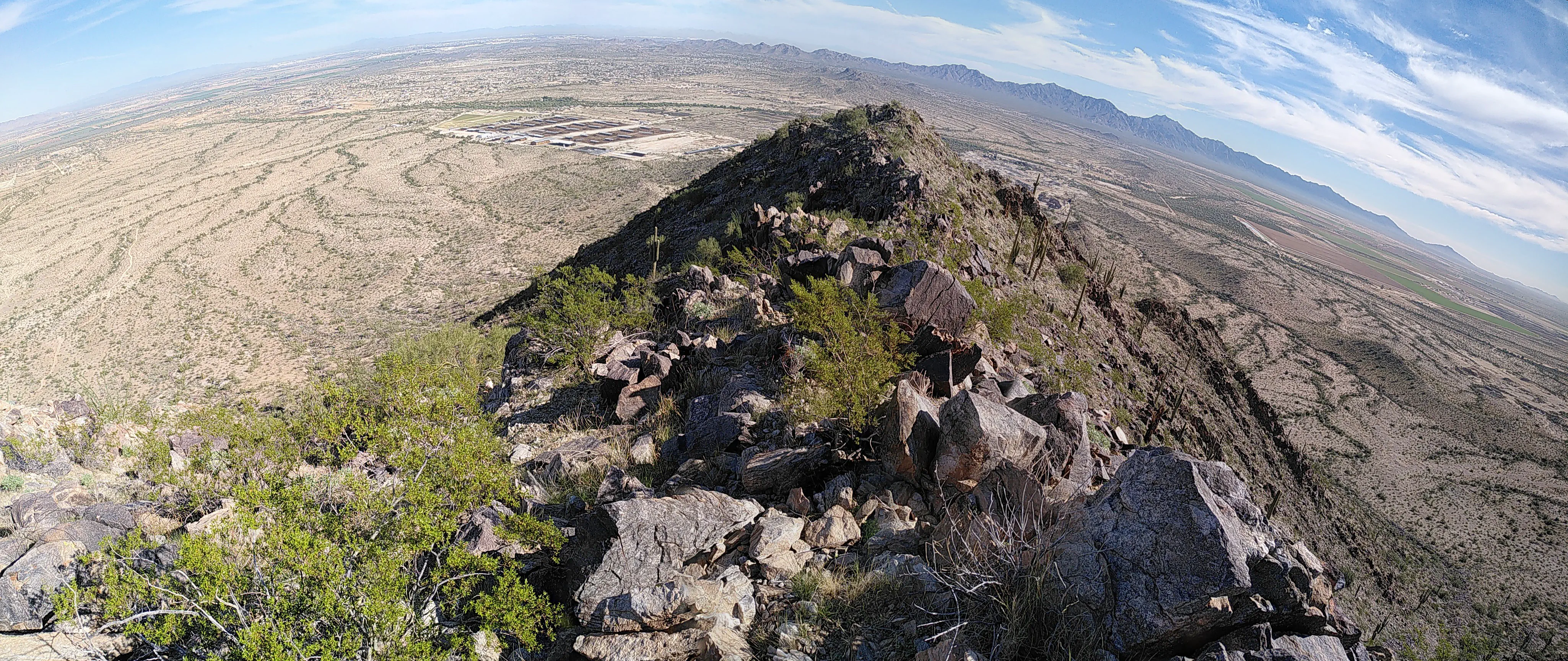 A view of the desert from the top of a mounain
