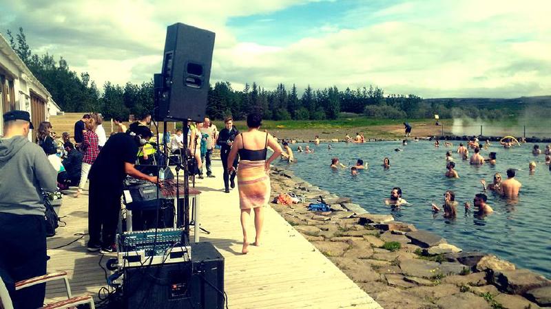 Secret Lagoon party